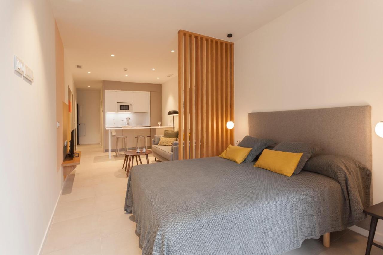 Apartamentos Malaga Premium - Calle Granada מראה חיצוני תמונה